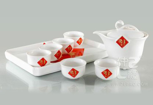 亚光白釉红福高茶碗四方盘小茶杯9头茶具组
